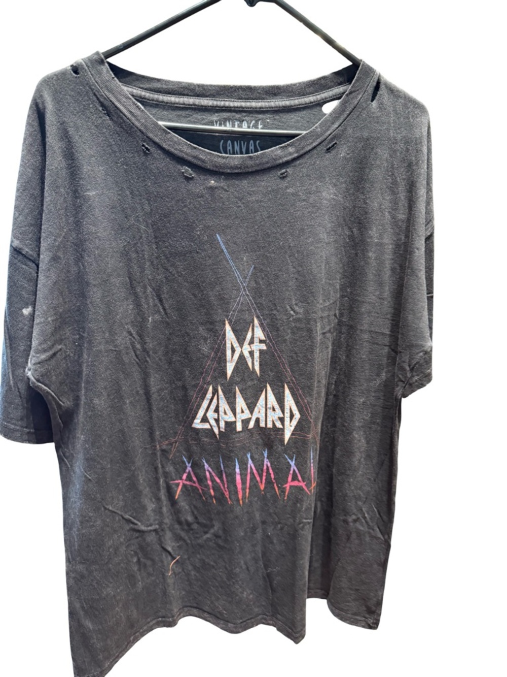 Def Leppard 'Animal' Graphic Tee - Distressed Black